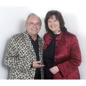 Peter Belli og Linda Gail Lewis f�r en koncert