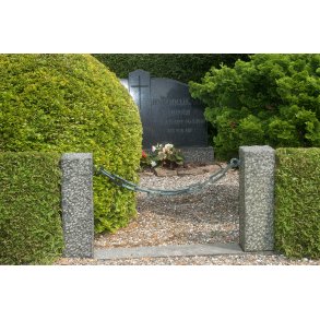 Racerkrer og lbsarrangr Jens Christian Legarth's gravsted p Tstrup kirkegrd