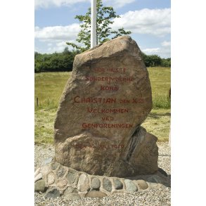 Genforeningssten hvor Kong Christian d. X red over den gamle grnse p den hvide hest