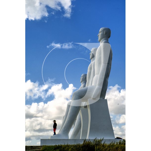 "Mennesker ved havet" opstillet nord for Esbjerg i 1995