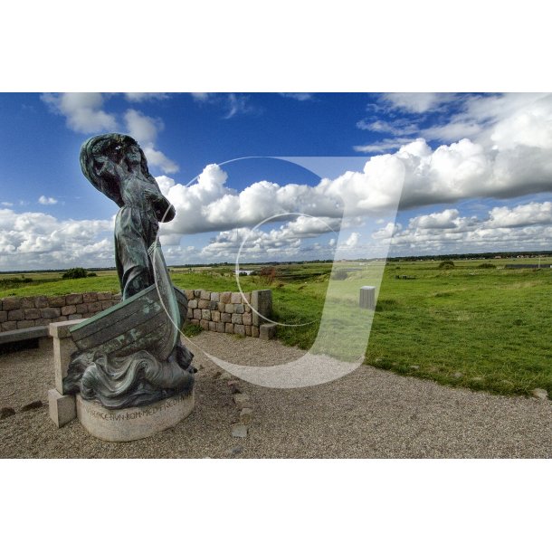 Skulptur af Dronning Dagmar p Ribehus Voldsted