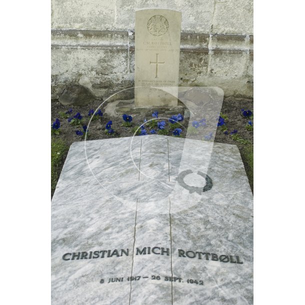 Christian Mitch Rottbll's grav ved Brglum Kloster