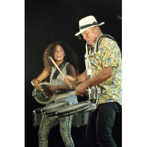 Simona Abdallah og Klaus Thrane ved koncert i Randers