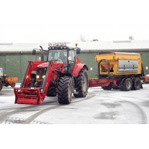 Glatf�re og snerydning fra Materielg�rden p� Hvidem�llevej i Randers