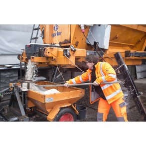 Glatf�re og snerydning fra Materielg�rden p� Hvidem�llevej i Randers