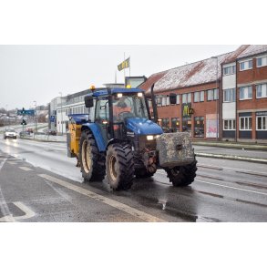 Vej saltning p� T�rvebryggen i Randers