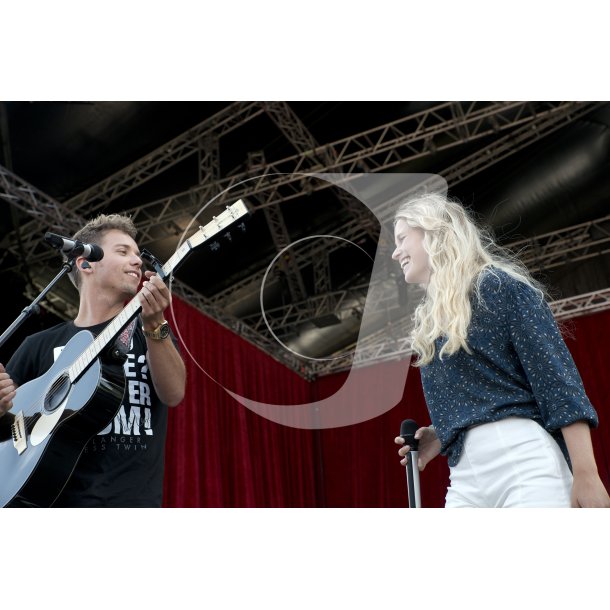 Mads Langer og Sofie Daugaard p Grn Koncert i Randers