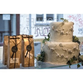 Kaffe og lagkage i Cafe i Aalborg