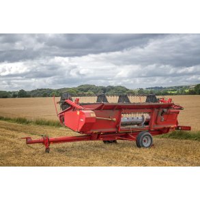 Sk�rebord til mejet�rsker ved Fulden t�t p� Randers