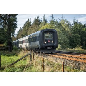 IC3 MFA 5003 p vej forbi parkeringspladsen ved Mosskov Pavillon tt p Store kss i Rold skov