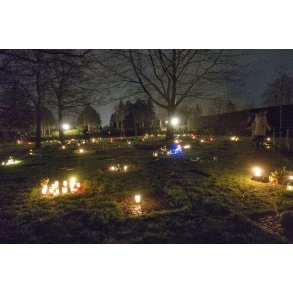 Juleaften p� Kristrup kirkeg�rd