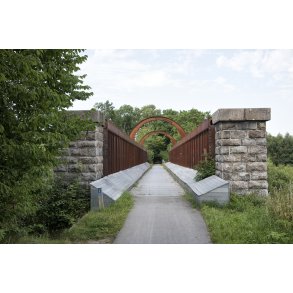 Jernbanebroerne ved Lang�