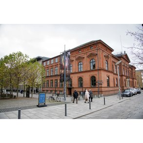 Den gamle Tekniske Skole p� �stervold i Randers er nu bygget sammen med Kulturhuset