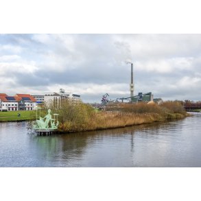 Sven Dalsgaards skulptur Pigen i Guden�en 