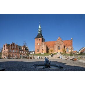 Vor Frue Kirke ved torvet i Svendborg