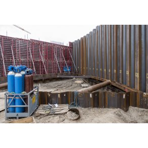 Bygning af den nye bro over jernbanen til Hvidem�llevej i Randers