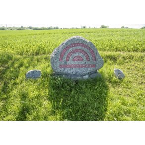 Mindesten fra Anden Verdenskrig, ved Ellemosevej t�t p� Tranbjerg