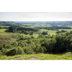 Fantastisk udsigt over Guden� dalen fra toppen af Busbjerg