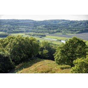Fantastisk udsigt over Guden� dalen og Guden�en fra toppen af Busbjerg