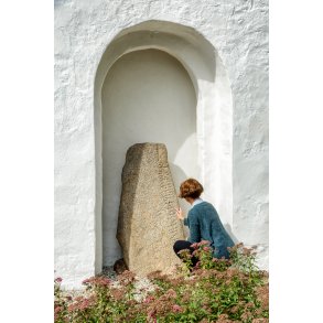 Vejerslev-stenen. Runesten placeret ved Vejerslev kirke
