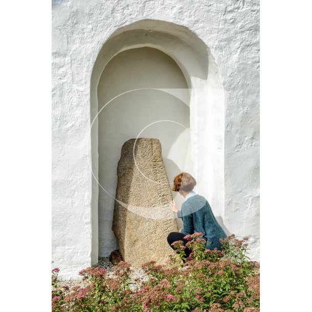 Vejerslev-stenen. Runesten placeret ved Vejerslev kirke