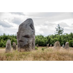 H�j Stene gravmonument ved Guden�en