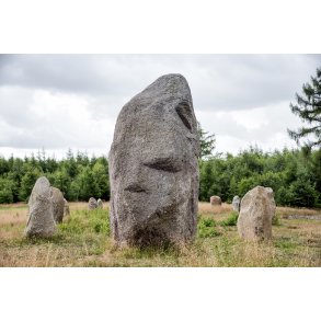 H�j Stene gravmonument ved Guden�en