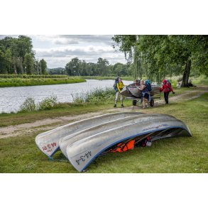 Ophalingssted for kano og kajakker ved Energimuseet for enden af Tange s og Gudenen