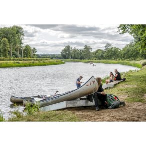 Ophalingssted for kano og kajakker ved Energimuseet for enden af Tange s ved Gudenen 