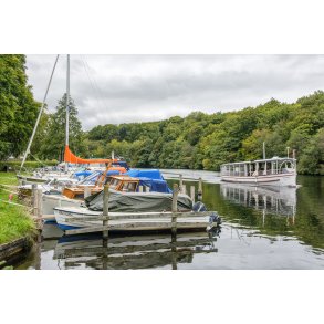 Indelukket i Silkeborg ved Gudenen, med turbden Viking i baggrunden