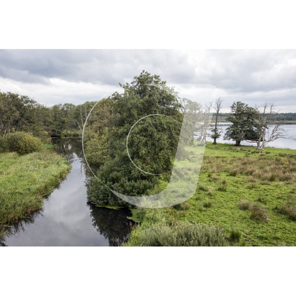 Udsigt over Kanalen, Gudenen og Moss fra fugletrnet p Klostermlle