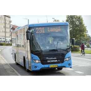 De Bl� Busser rute 231 mod Lang� p� Viborgvej ved Baneg�rden i Randers