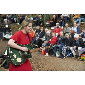 Anastasia Steffensen spiller ved 