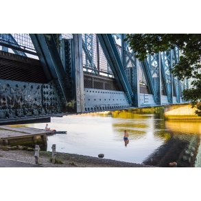 Den Bl� Bro over Guden�en i Randers