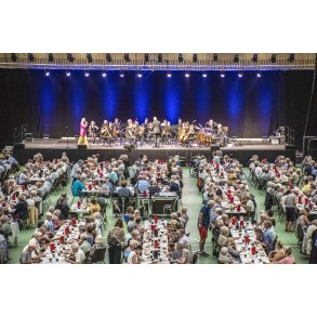 Pensionist kaffebord i Arena Randers med Anette Heick og Randers Kammerorkester