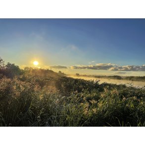 Solopgang og morgendis over Guden�en ved Randers