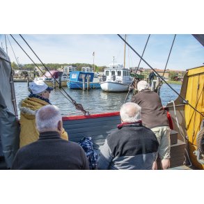 Lillebj�rn sejl op imod 100 ture om �ret med g�ster i Randers Fjord