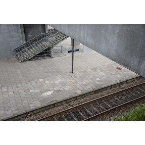 Lang� station, hvor gammelt m�der nyt, lige midt i naturen