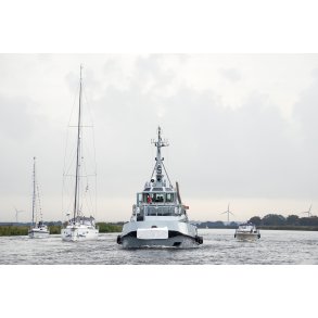 S�v�rnet og andre f�lgeb�de til Kongeskibet Dannebrog