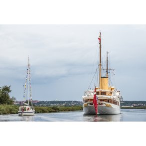 Kongeskibet Dannebro ankommer til Randers