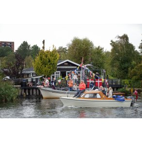 F�lgeb�de til Kongeskibet Dannebro ved Venezuela i Randers