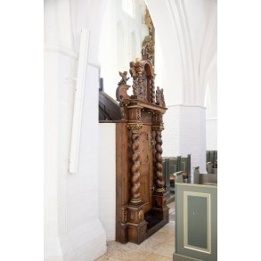 Indgang til pr�dikestolen i Sct. Mortens Kirke i Randers