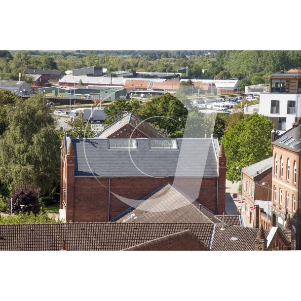 Randers Kloster Kirke, jernbane, engrosvirksomheden HF Christiansen og Chr. R Huset