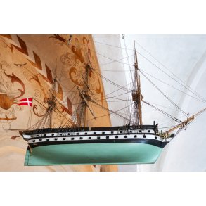 Kirkeskibet i Odden kirke er en kopi af linieskibet Prinds Christian Frederik