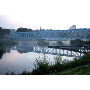 Den Bl� Bro over Guden�en i Randers