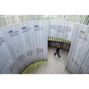 Hald Ruin, Hald Slot eller Bispens Hald. Borgruin p halv i Hald s ved Viborg