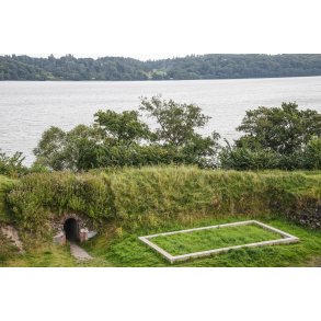 Hald Ruin, Hald Slot eller Bispens Hald. Borgruin p halv i Hald s ved Viborg