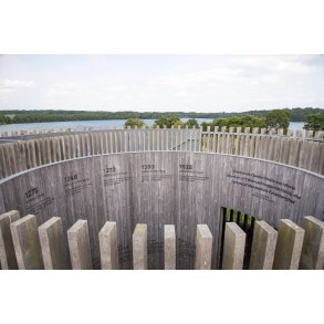 Hald Ruin, Hald Slot eller Bispens Hald. Borgruin p halv i Hald s ved Viborg