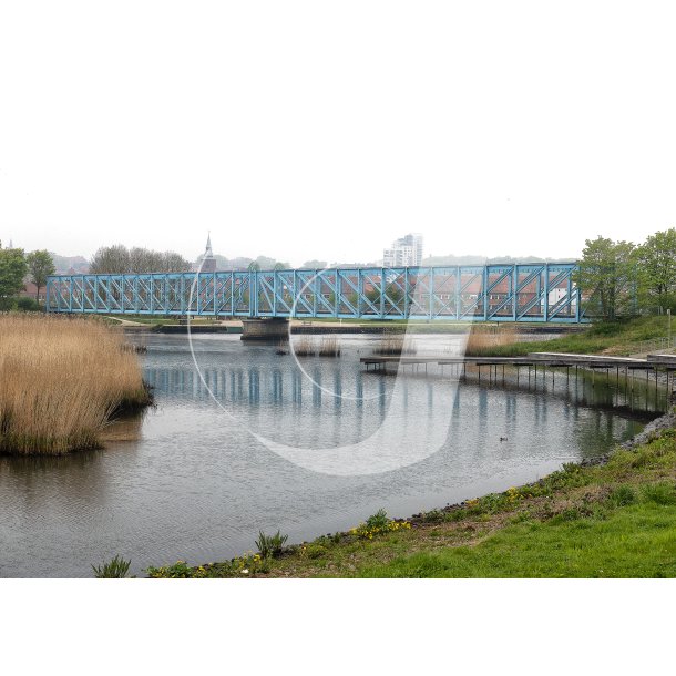 Diset maj morgen ved Storkeengen, Gudenen og Den Bl Bro i Randers