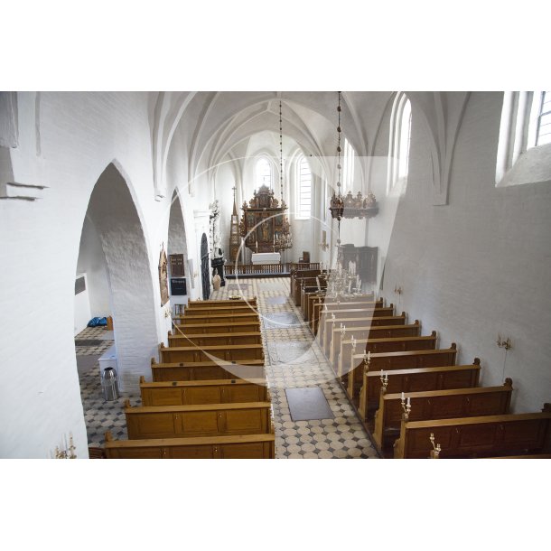 Oxholm Kirke er nordflj til det privatejede Oxholm Gods, tidligere Benediktinerkloster